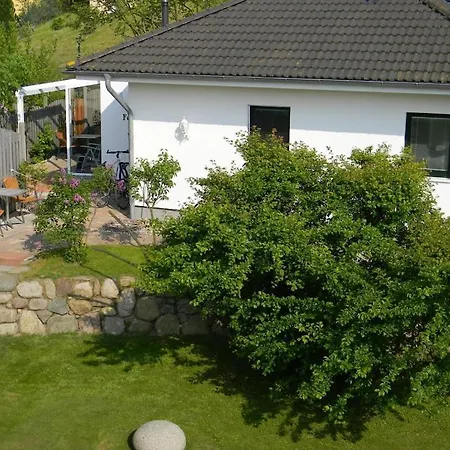 Semesterbostad In Mit Schwimmbecken Goehren (Ruegen)