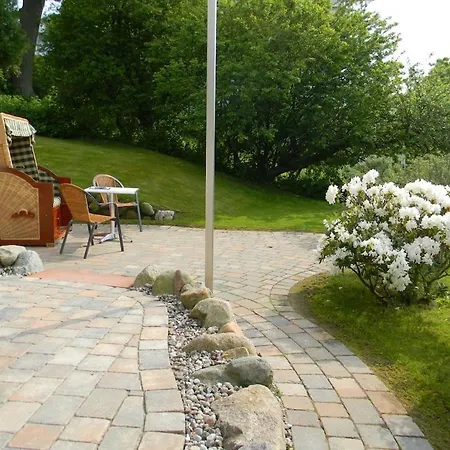 In Mit Schwimmbecken بيت للعطل *